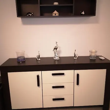 Апартаменти Galeb Osjecka Ulica 37 *